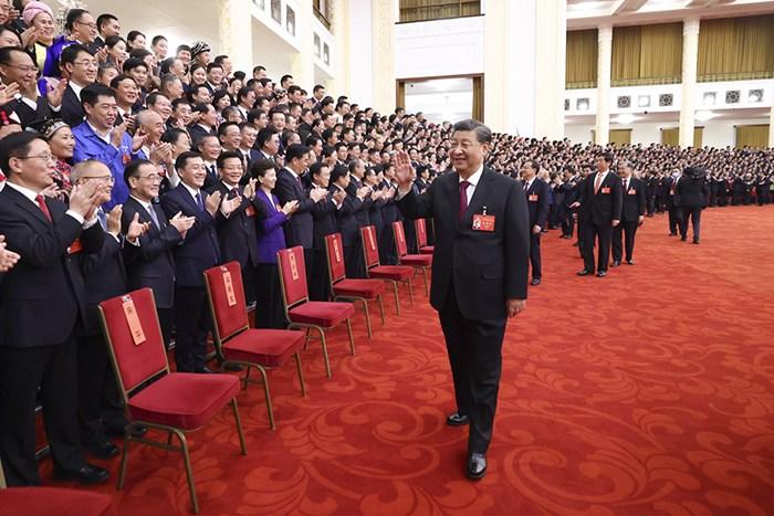 習(xí)近平等領(lǐng)導(dǎo)同志親切會(huì)見出席黨的二十大代表、特邀代表和列席人員